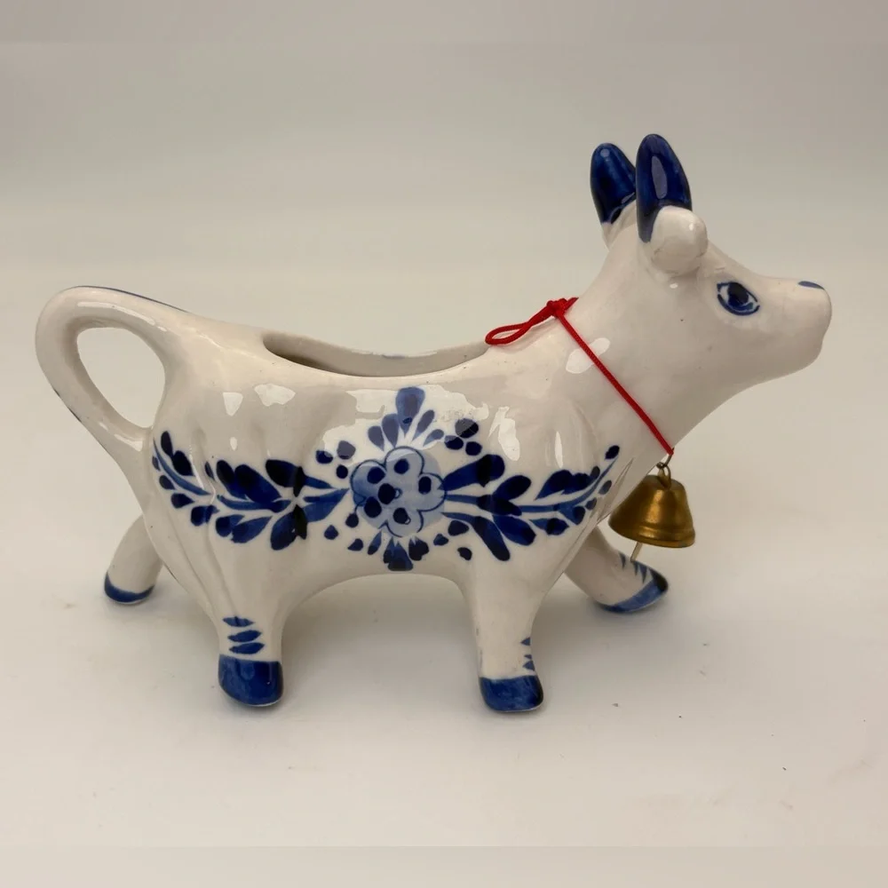 Charming Vintage Hand-painted  Delft Holland Blue and White Ceramic Cow Creamer
